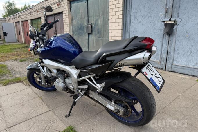 Yamaha FZS 600 Fazer