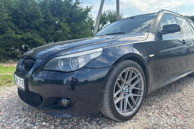 BMW 5 Series E60/E61 Touring wagon