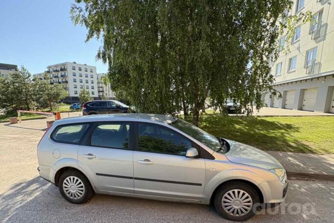 Ford Focus 2 generation wagon 5-doors