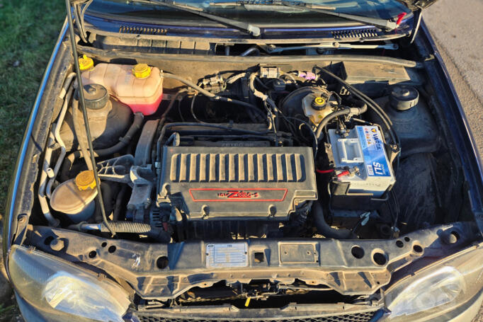 Ford Fiesta 4 generation [restyling] Hatchback 3-doors