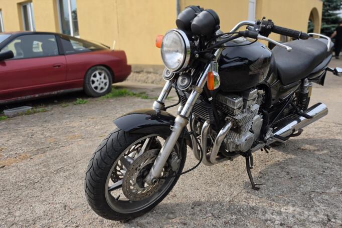 Honda CB