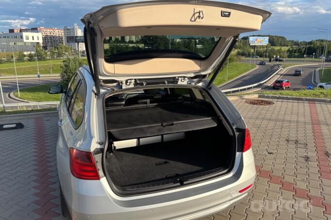 BMW 320 2013