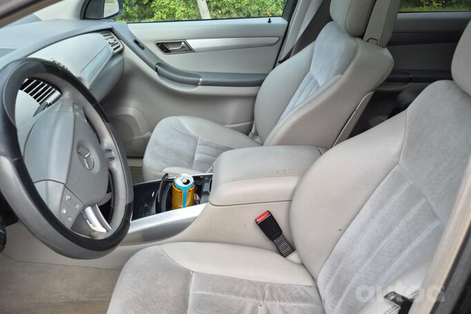 Mercedes-Benz R-Class W251 Minivan