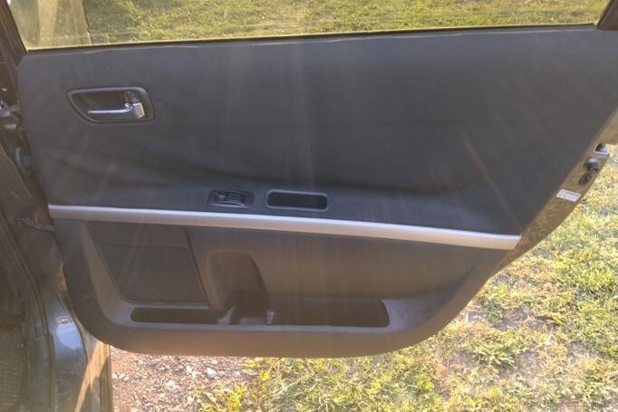 Toyota Corolla Verso 1 generation [restyling] -2 generation