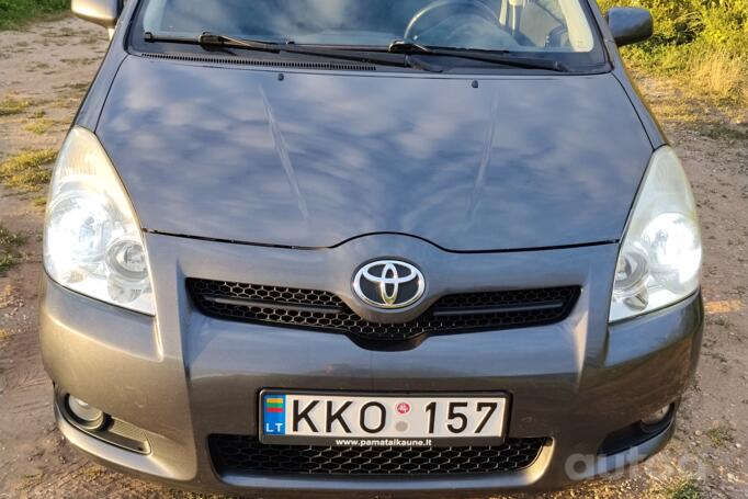 Toyota Corolla Verso 1 generation [restyling] -2 generation