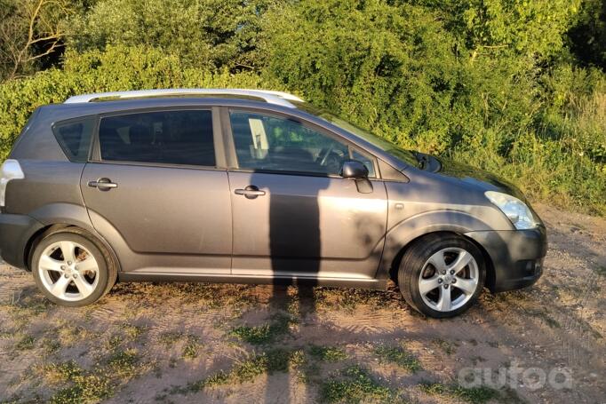 Toyota Corolla Verso 1 generation [restyling] -2 generation
