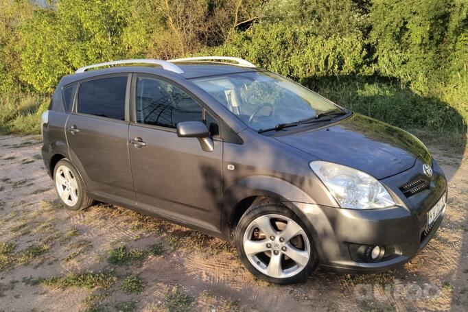 Toyota Corolla Verso 1 generation [restyling] -2 generation