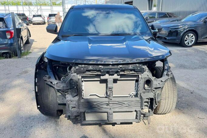 Ford Explorer 6 generation SUV