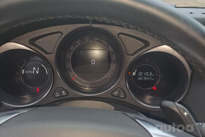 Citroen C4 2 generation Hatchback