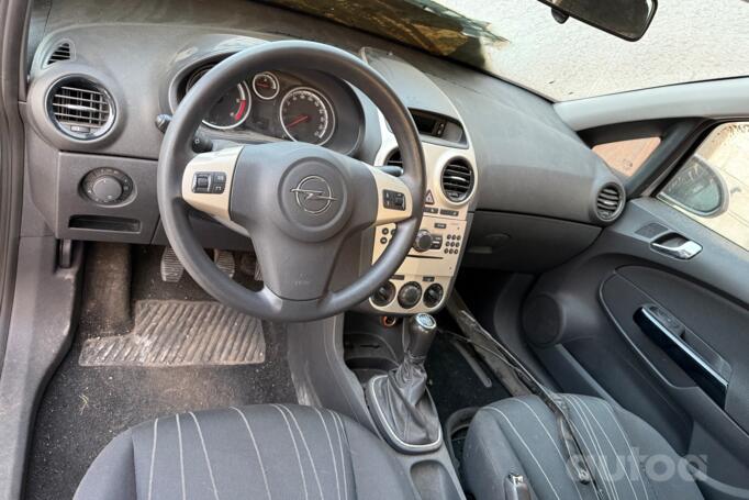 Opel Corsa D Hatchback 5-doors
