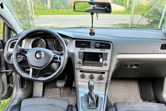Volkswagen Golf 7 generation Variant wagon 5-doors