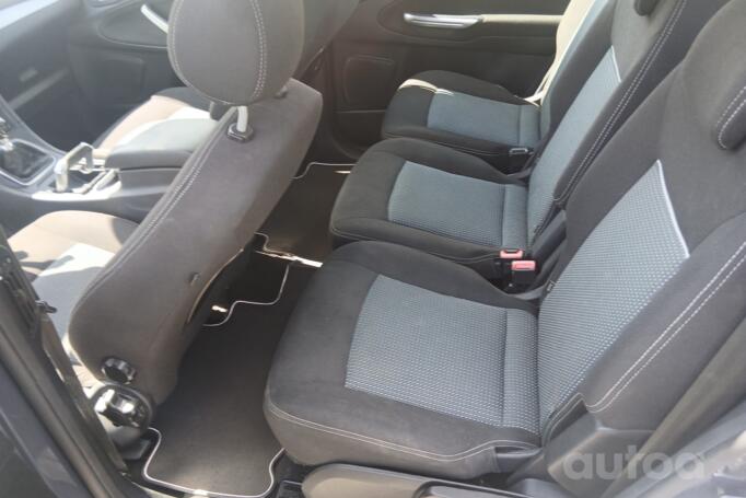 Ford Galaxy 2 generation [restyling] Minivan