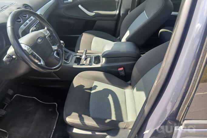 Ford Galaxy 2 generation [restyling] Minivan