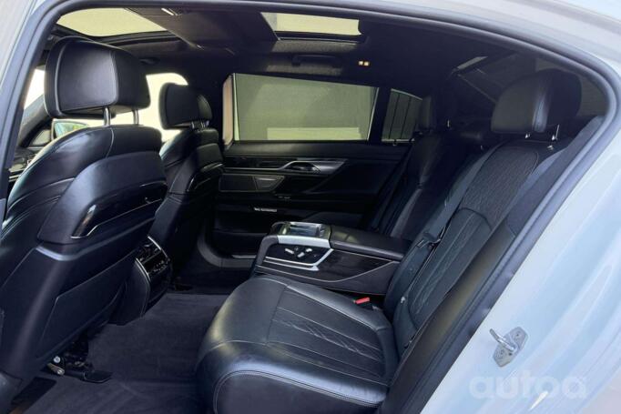 BMW 7 Series F01/F02 [restyling] Sedan
