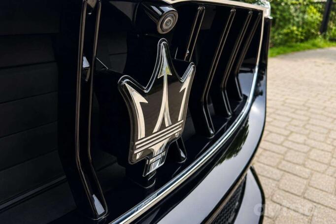 Maserati Levante 1 generation Crossover