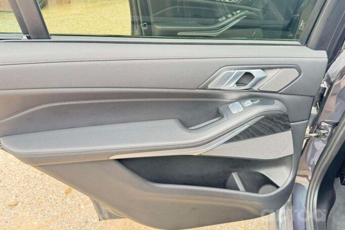 BMW X7 G07 Crossover