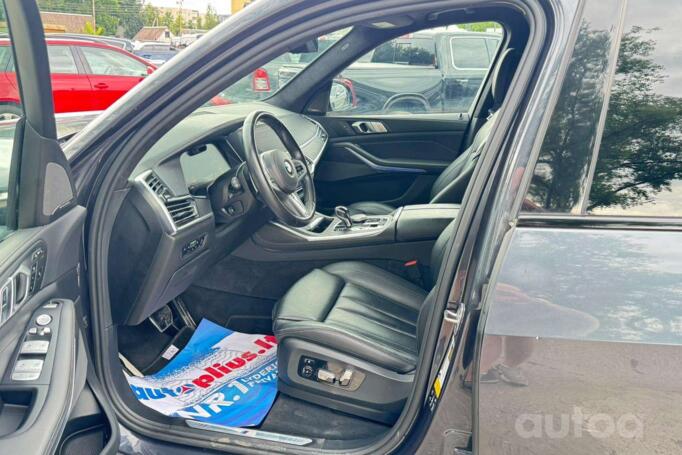BMW X7 G07 Crossover
