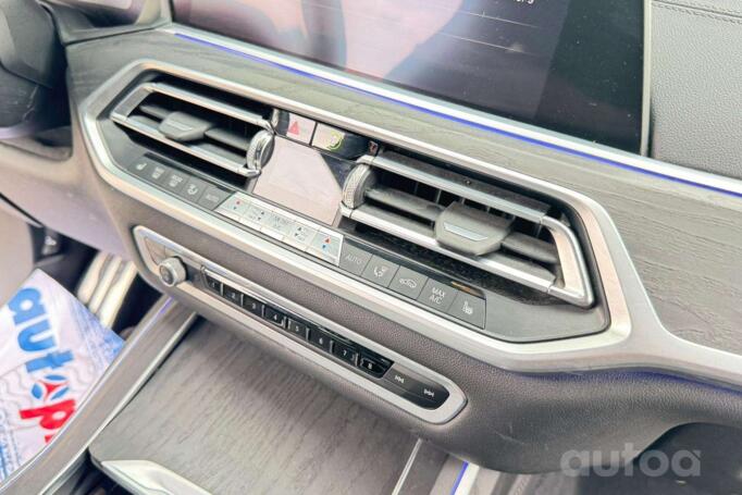 BMW X7 G07 Crossover