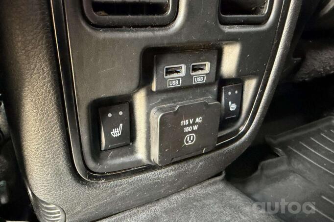 Dodge Durango 3 generation [restyling] SUV