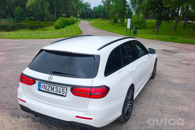 Mercedes-Benz E-Class E 220 wagon