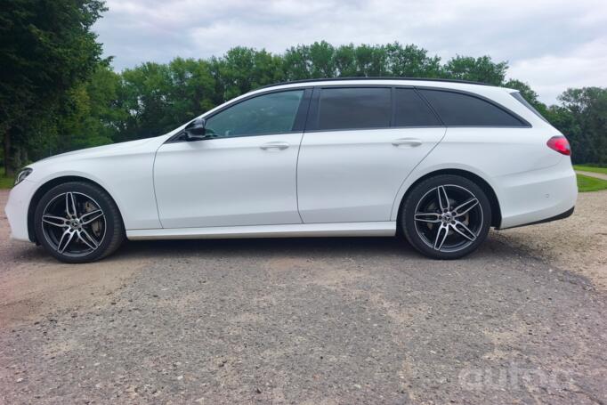 Mercedes-Benz E-Class E 220 wagon