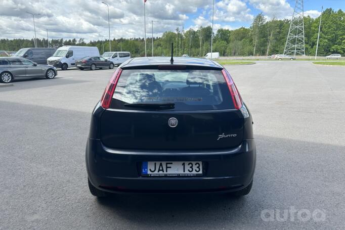 Fiat Grande Punto 2 generation Hatchback 3 doors