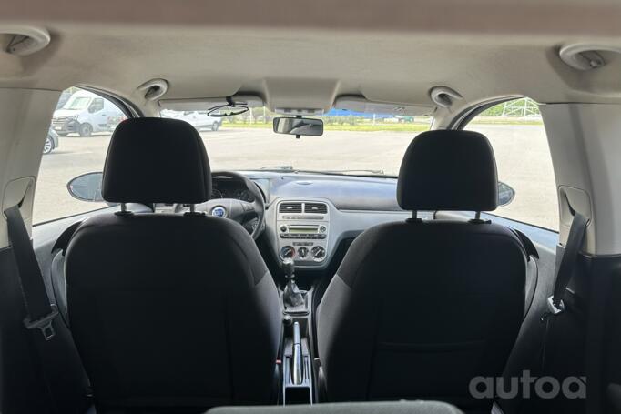 Fiat Grande Punto 2 generation Hatchback 3 doors