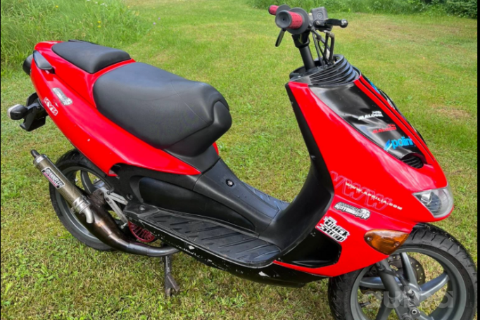 Aprilia SR