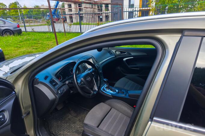 Opel Insignia A [restyling] Sports Tourer wagon 5-doors