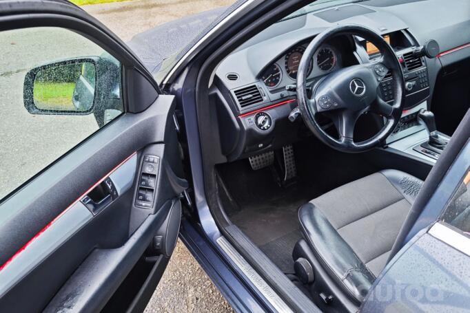 Mercedes-Benz C-Class W204/S204 Sedan