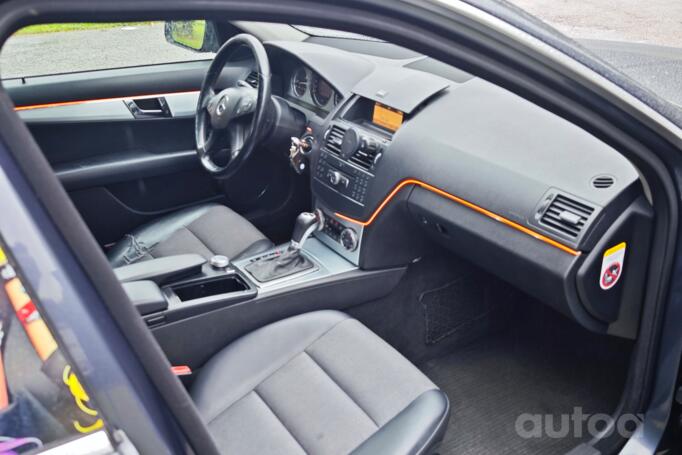 Mercedes-Benz C-Class W204/S204 Sedan