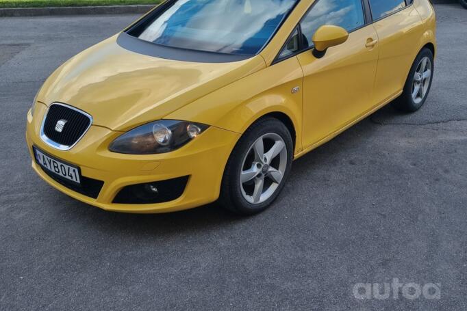 SEAT Leon 2 generation [restyling] Hatchback 5-doors