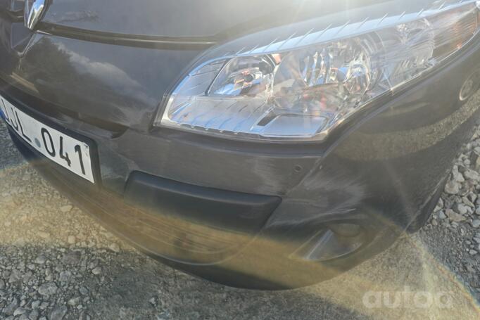 Renault Megane 3 generation GT hatchback 5-doors