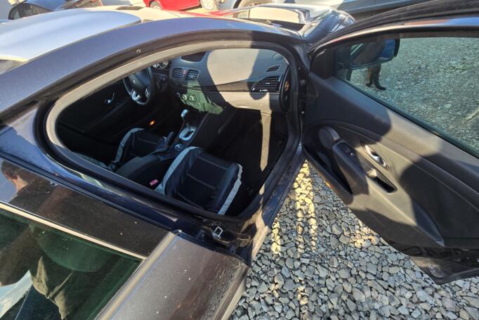 Renault Megane 3 generation GT hatchback 5-doors