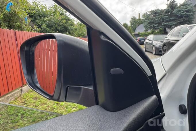 Nissan Qashqai 2 generation Crossover