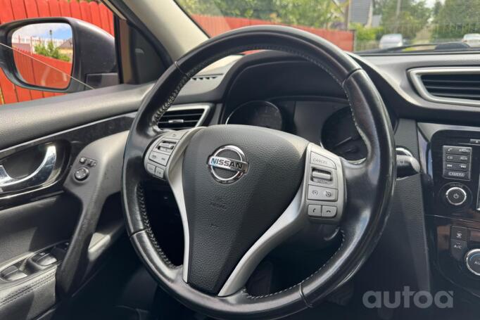 Nissan Qashqai 2 generation Crossover