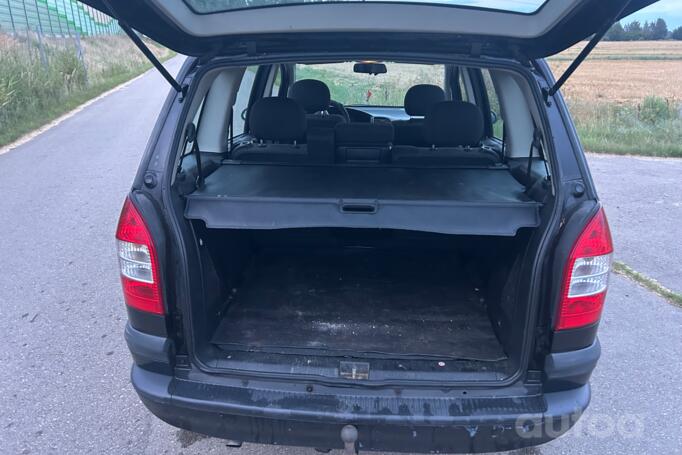 Opel Zafira A [restyling] Minivan 5-doors
