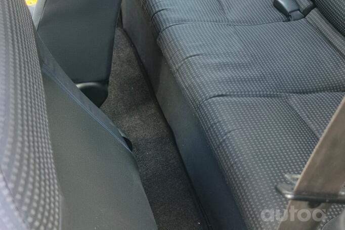 Honda Civic 7 generation [restyling] Hatchback 3-doors