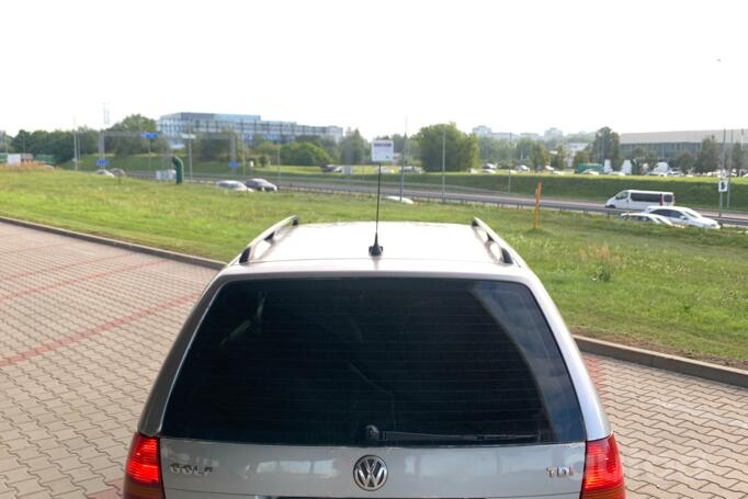 Volkswagen Golf 4 generation wagon