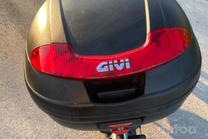 Honda VF