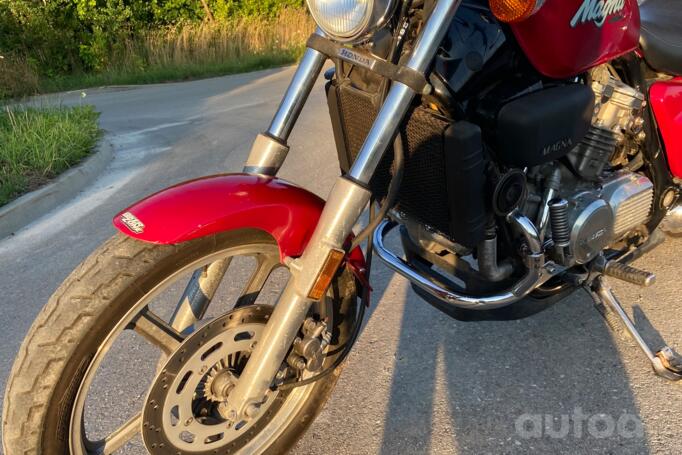 Honda VF