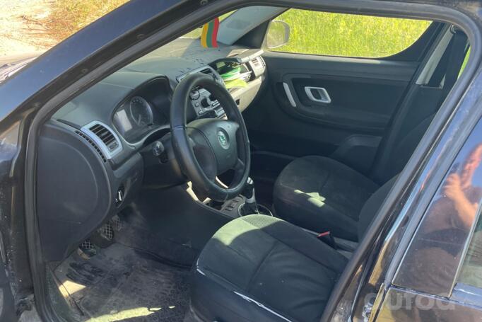 Skoda Roomster 1 generation Minivan 5-doors