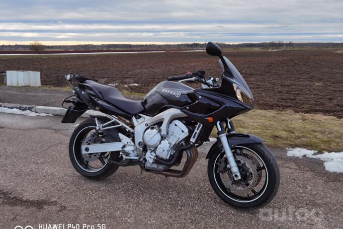 Yamaha FZS 600 Fazer