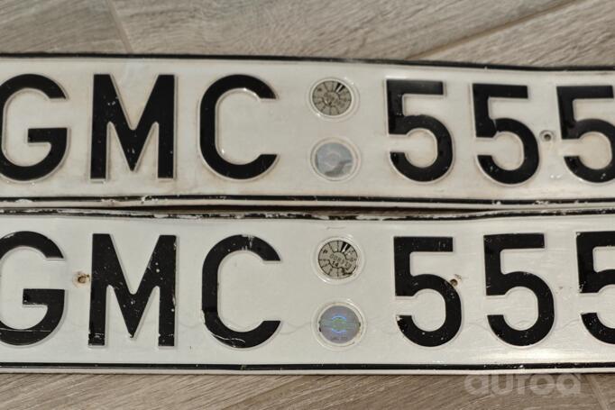 GMC 555