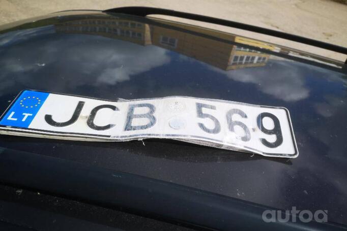 JCB569