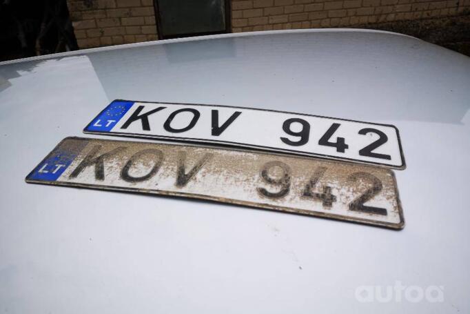 KOV942