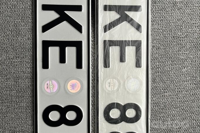 TKE 889