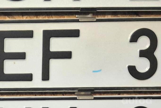 LEF 352