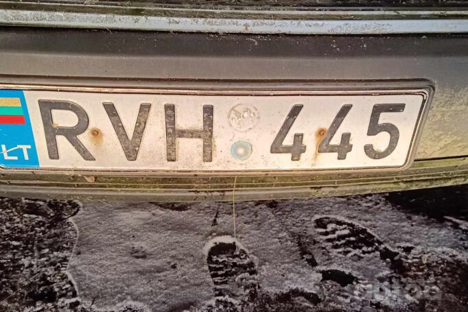 RVH445