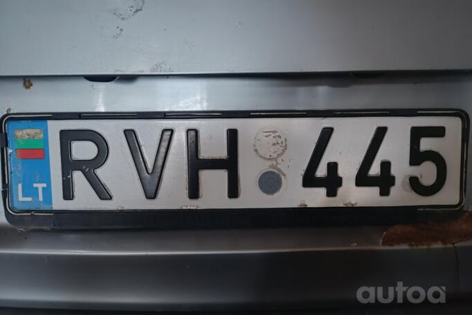 RVH445